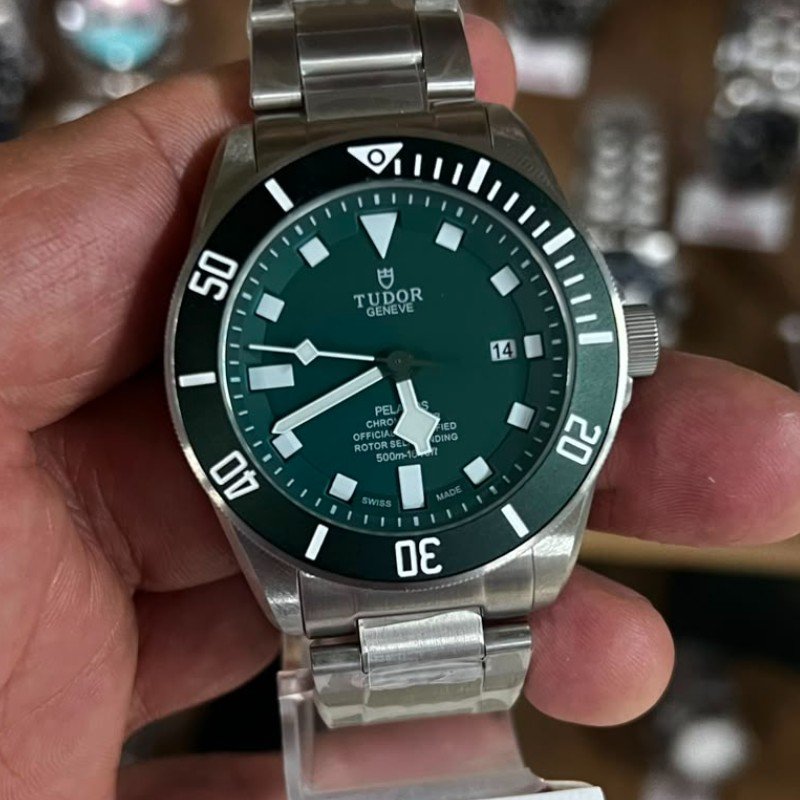 Tudor Pelagos Green