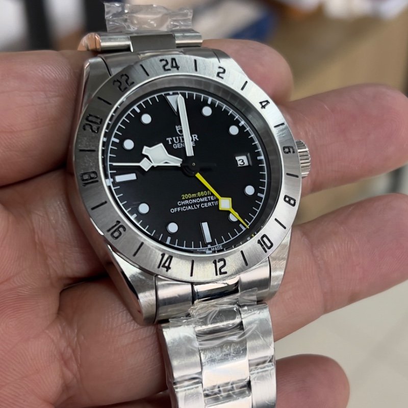Tudor Black Bay Pro